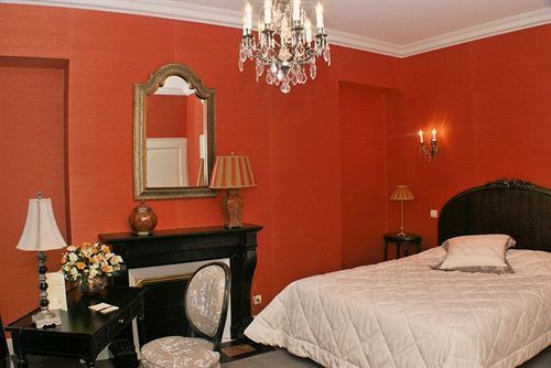 Le Clos De Bourgogne Hotel 4*